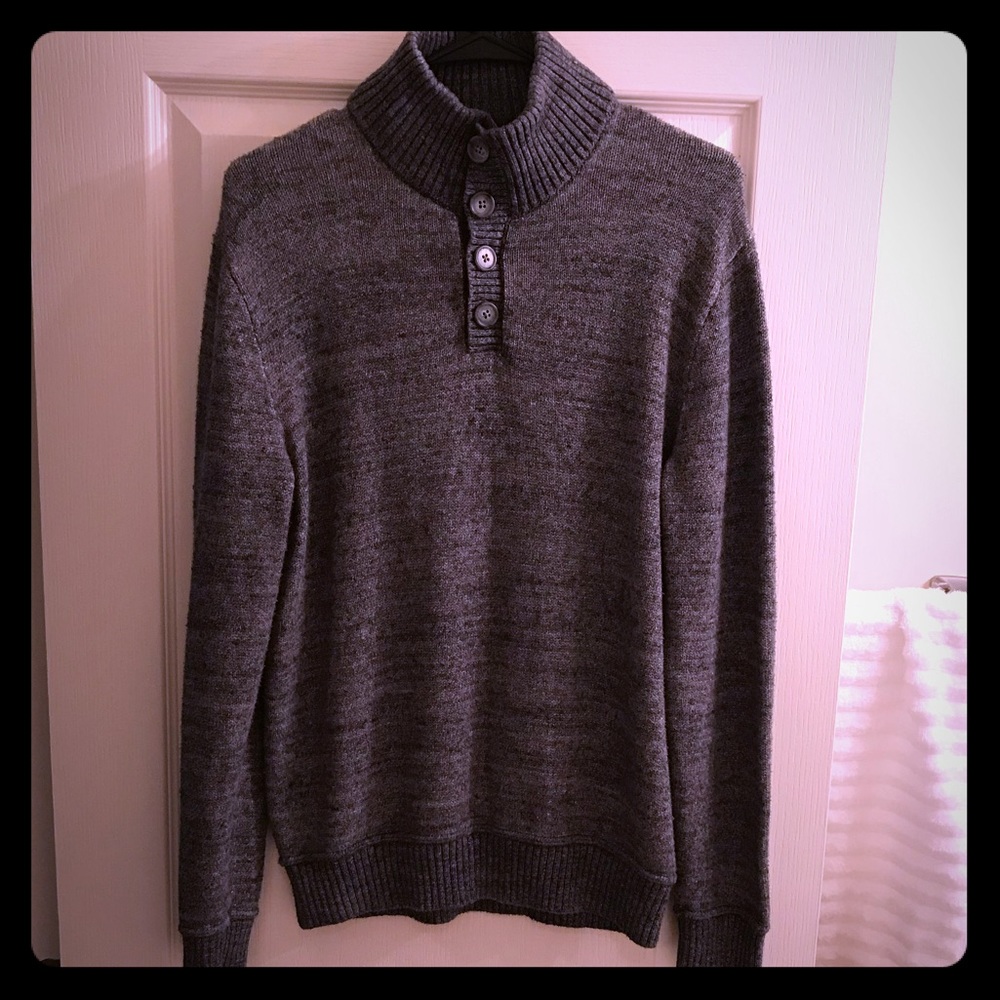 Gap Sweater